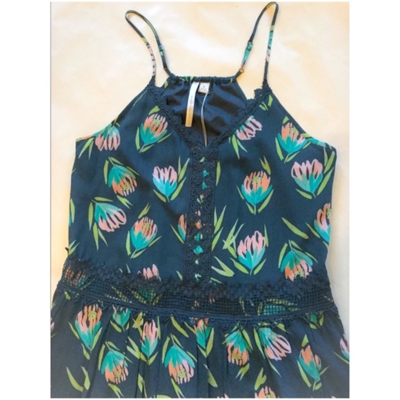 LC LAUREN CONRAD Floral Drop Waist Lace Dress NWT - Picture 2 of 7